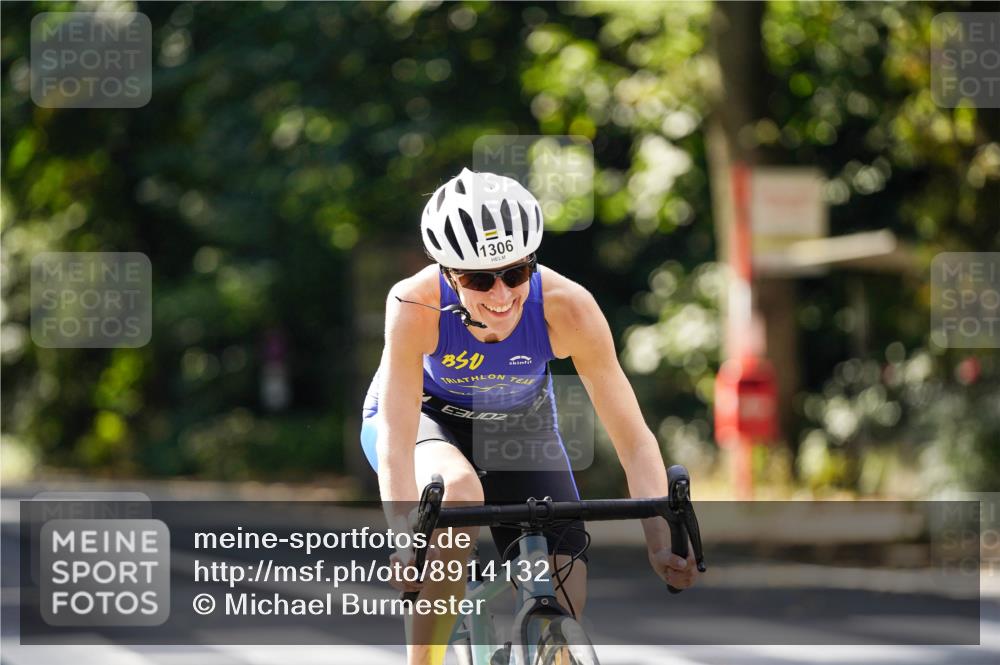 14.09.2025 - Stadtparktriathlon Michael Burmester http://msf.ph/oto/8914132 14.09.2025 12:24:59 Radfahren 1133, 1182, 1249, 1261, 1276, 1306 meine-sportfotos.de