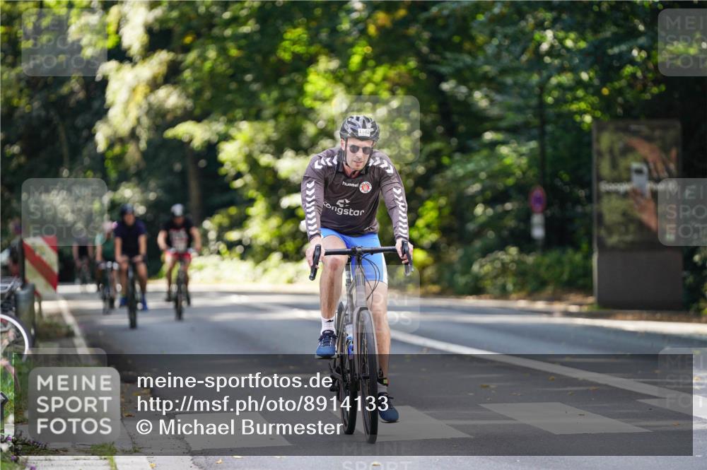 14.09.2025 - Stadtparktriathlon Michael Burmester http://msf.ph/oto/8914133 14.09.2025 12:25:02 Radfahren 1150, 1182, 1187, 1249, 1276, 1306 meine-sportfotos.de