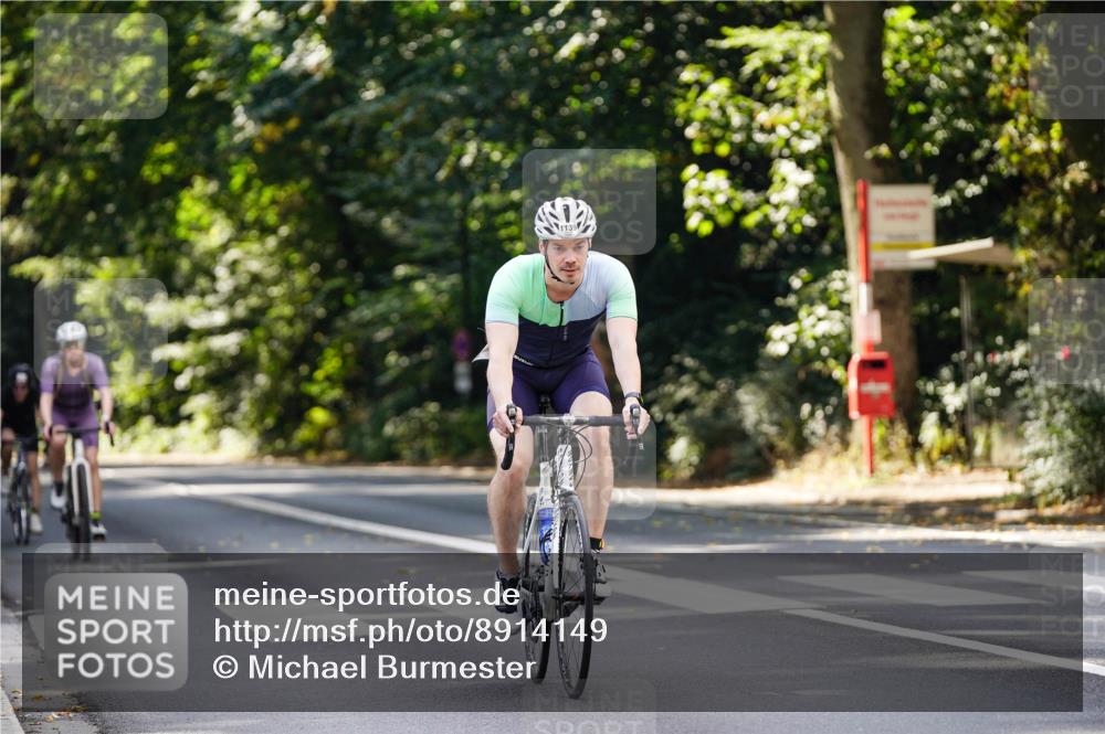 14.09.2025 - Stadtparktriathlon Michael Burmester http://msf.ph/oto/8914149 14.09.2025 12:25:28 Radfahren 1139, 1148, 1224, 1274, 1310 meine-sportfotos.de