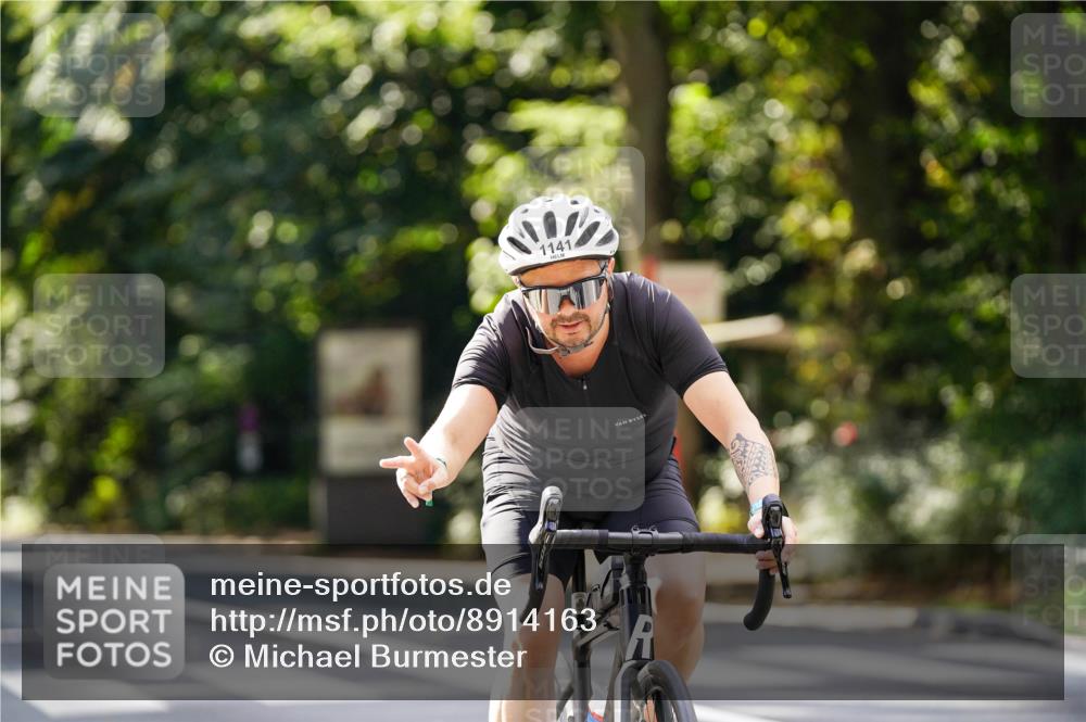 14.09.2025 - Stadtparktriathlon Michael Burmester http://msf.ph/oto/8914163 14.09.2025 12:25:42 Radfahren 1081, 1141, 1144, 1170, 1229, 1245, 1247, 1274, 1300 meine-sportfotos.de