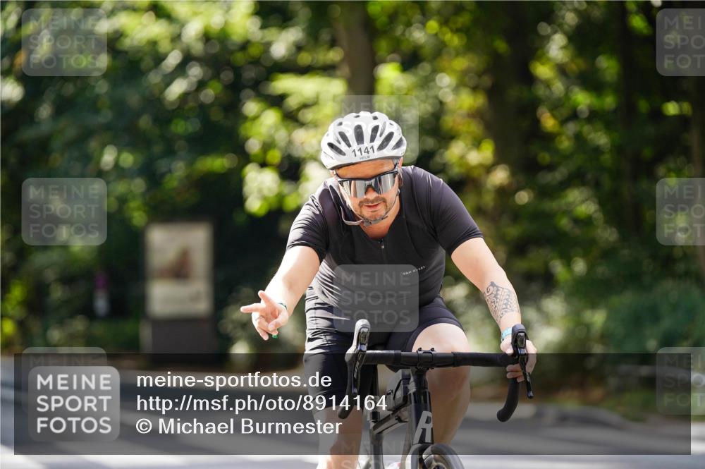 14.09.2025 - Stadtparktriathlon Michael Burmester http://msf.ph/oto/8914164 14.09.2025 12:25:42 Radfahren 1081, 1141, 1144, 1170, 1229, 1245, 1247, 1274, 1300 meine-sportfotos.de