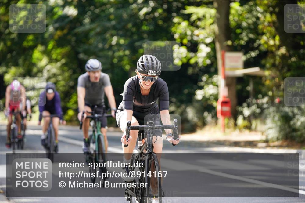 14.09.2025 - Stadtparktriathlon Michael Burmester http://msf.ph/oto/8914167 14.09.2025 12:25:46 Radfahren 1132, 1141, 1144, 1167, 1170, 1229, 1245, 1247 meine-sportfotos.de