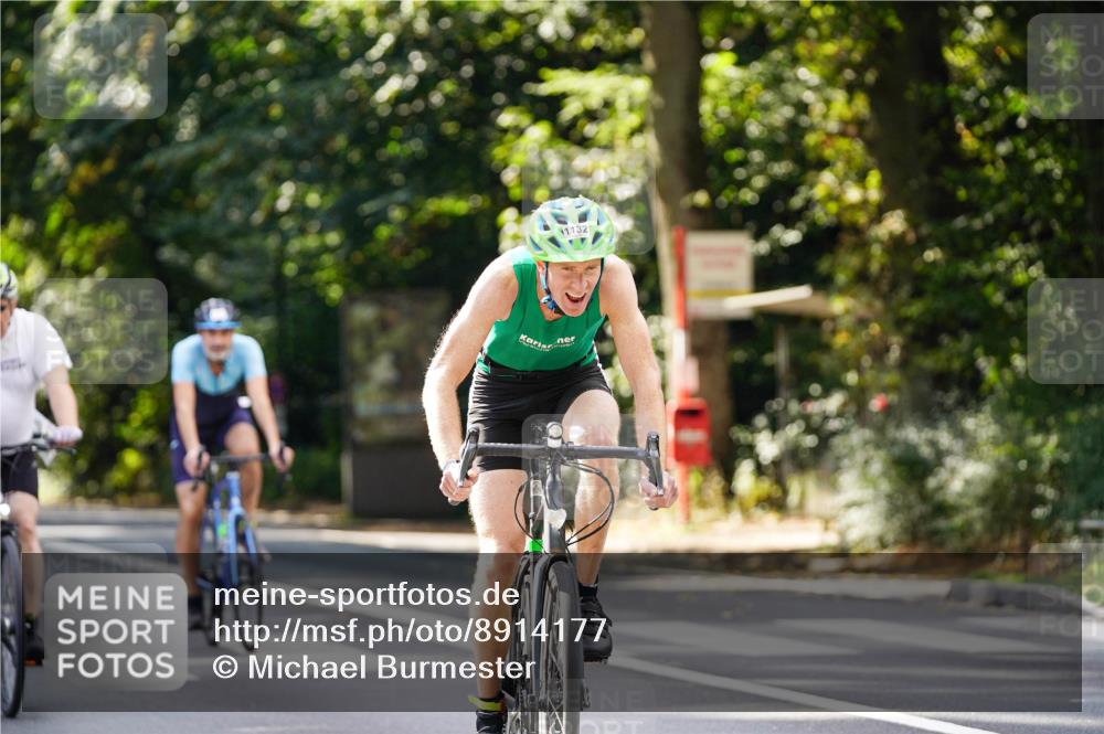 14.09.2025 - Stadtparktriathlon Michael Burmester http://msf.ph/oto/8914177 14.09.2025 12:25:52 Radfahren 1100, 1132, 1144, 1167, 1170, 1212, 1229, 1245, 1247 meine-sportfotos.de