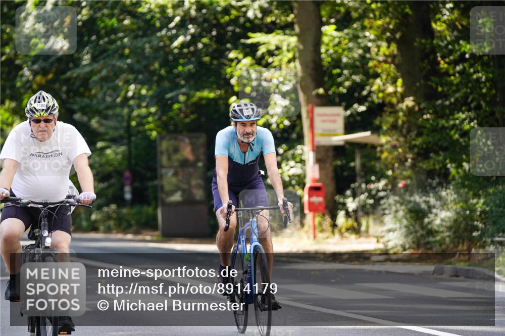 14.09.2025 - Stadtparktriathlon Michael Burmester http://msf.ph/oto/8914179 14.09.2025 12:25:53 Radfahren 1100, 1132, 1144, 1167, 1170, 1212, 1245, 1247 meine-sportfotos.de