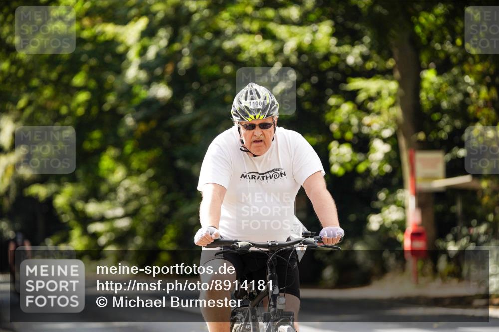 14.09.2025 - Stadtparktriathlon Michael Burmester http://msf.ph/oto/8914181 14.09.2025 12:25:54 Radfahren 1100, 1132, 1167, 1170, 1212, 1245, 1247 meine-sportfotos.de