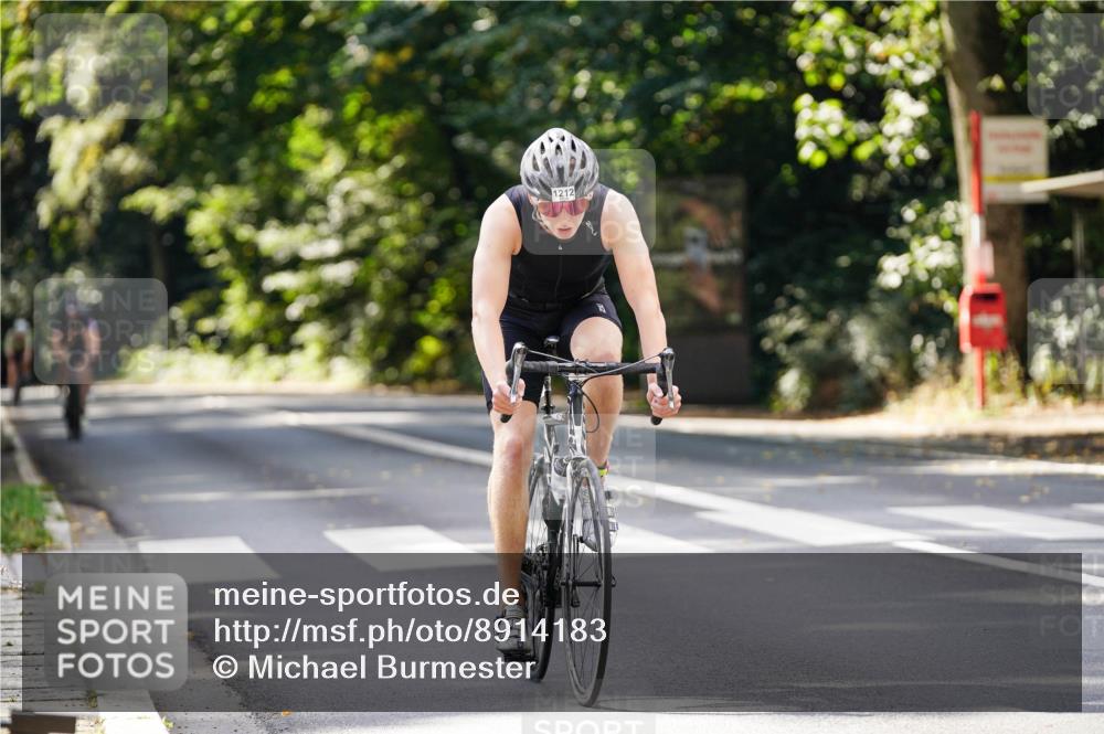 14.09.2025 - Stadtparktriathlon Michael Burmester http://msf.ph/oto/8914183 14.09.2025 12:25:58 Radfahren 1100, 1132, 1149, 1167, 1212, 1297, 1304 meine-sportfotos.de