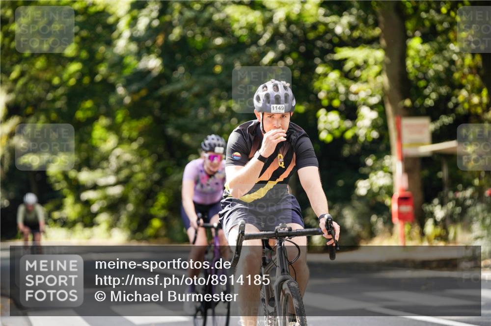 14.09.2025 - Stadtparktriathlon Michael Burmester http://msf.ph/oto/8914185 14.09.2025 12:26:05 Radfahren 1149, 1212, 1260, 1297, 1304 meine-sportfotos.de