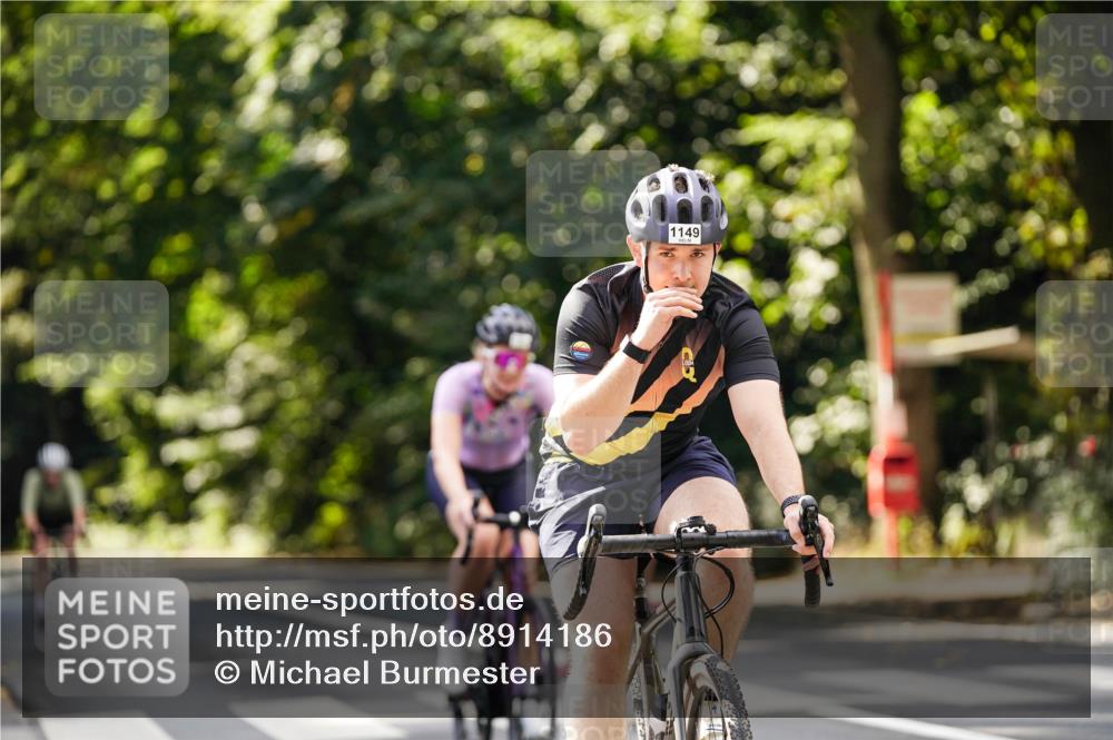 14.09.2025 - Stadtparktriathlon Michael Burmester http://msf.ph/oto/8914186 14.09.2025 12:26:05 Radfahren 1149, 1212, 1260, 1297, 1304 meine-sportfotos.de