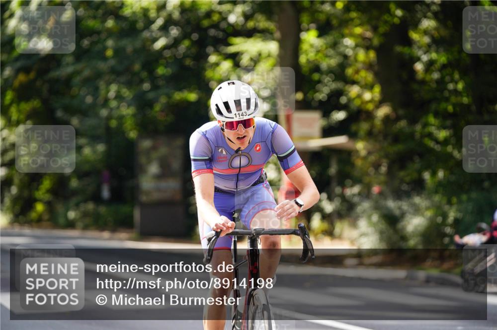 14.09.2025 - Stadtparktriathlon Michael Burmester http://msf.ph/oto/8914198 14.09.2025 12:26:32 Radfahren 1143 meine-sportfotos.de