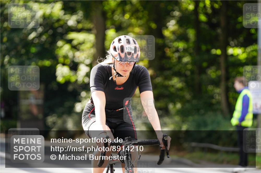 14.09.2025 - Stadtparktriathlon Michael Burmester http://msf.ph/oto/8914210 14.09.2025 12:26:55 Radfahren 1160, 1189, 1280, 1303, 1314 meine-sportfotos.de