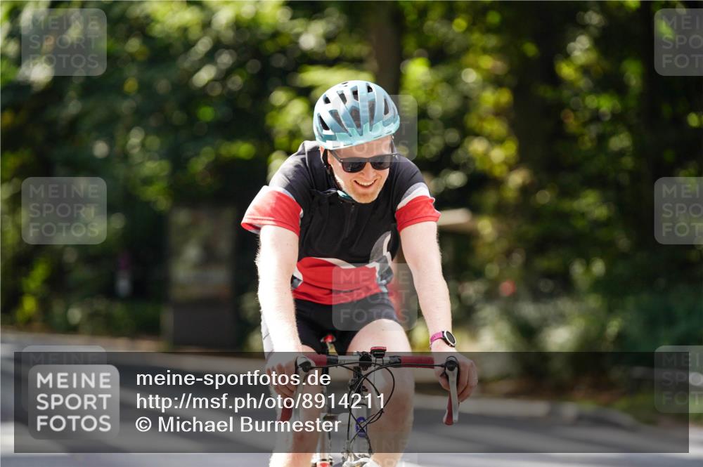 14.09.2025 - Stadtparktriathlon Michael Burmester http://msf.ph/oto/8914211 14.09.2025 12:26:58 Radfahren 1160, 1189, 1218, 1250, 1280, 1303, 1314 meine-sportfotos.de
