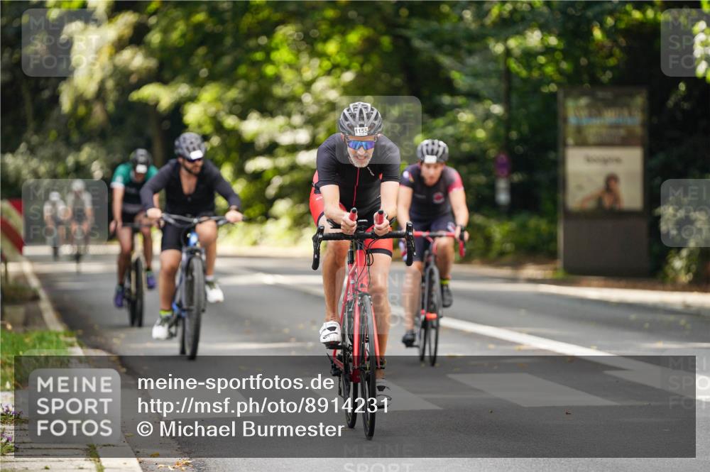 14.09.2025 - Stadtparktriathlon Michael Burmester http://msf.ph/oto/8914231 14.09.2025 12:27:31 Radfahren 1146, 1155, 1200, 1215, 1223, 1252 meine-sportfotos.de