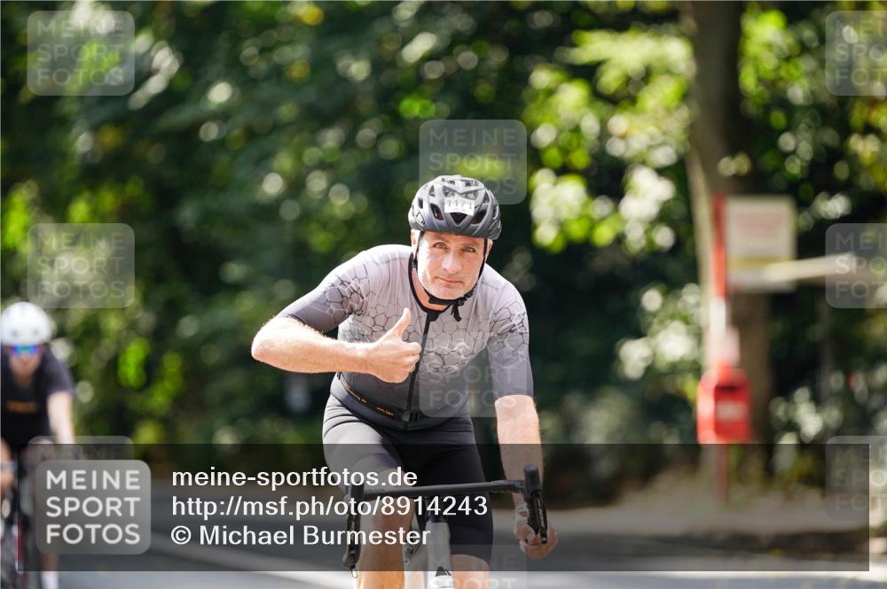 14.09.2025 - Stadtparktriathlon Michael Burmester http://msf.ph/oto/8914243 14.09.2025 12:28:06 Radfahren 1147, 1171, 1244, 1256, 1283 meine-sportfotos.de