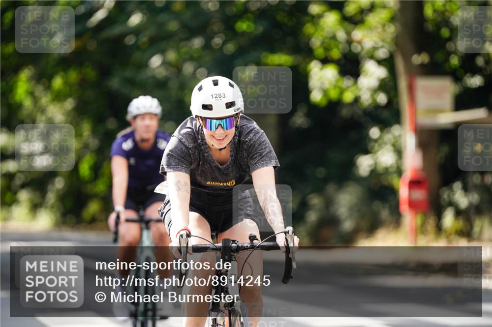 14.09.2025 - Stadtparktriathlon Michael Burmester http://msf.ph/oto/8914245 14.09.2025 12:28:08 Radfahren 1147, 1171, 1244, 1256, 1283 meine-sportfotos.de