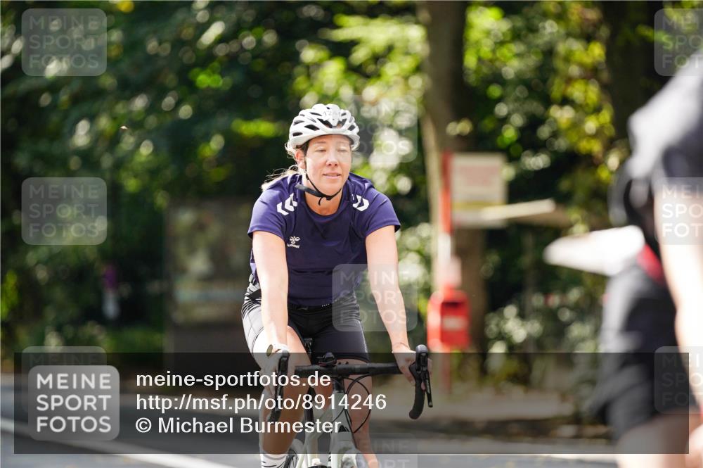 14.09.2025 - Stadtparktriathlon Michael Burmester http://msf.ph/oto/8914246 14.09.2025 12:28:09 Radfahren 1147, 1171, 1244, 1256, 1283 meine-sportfotos.de