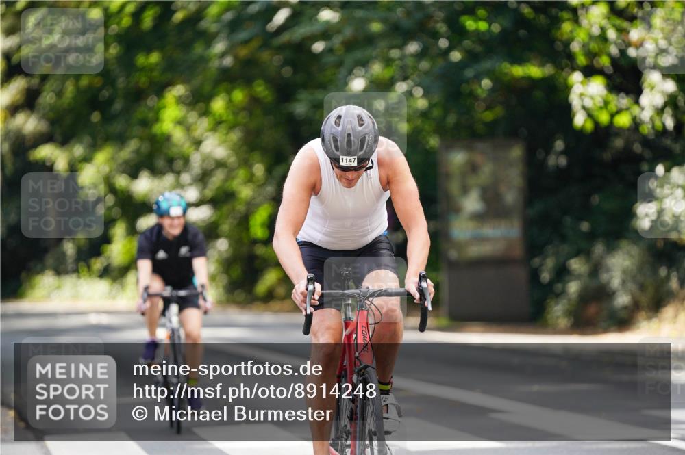 14.09.2025 - Stadtparktriathlon Michael Burmester http://msf.ph/oto/8914248 14.09.2025 12:28:11 Radfahren 1147, 1171, 1244, 1256, 1283 meine-sportfotos.de