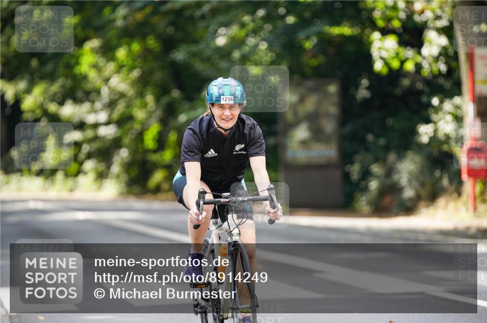 14.09.2025 - Stadtparktriathlon Michael Burmester http://msf.ph/oto/8914249 14.09.2025 12:28:12 Radfahren 1147, 1171, 1244, 1256, 1283 meine-sportfotos.de