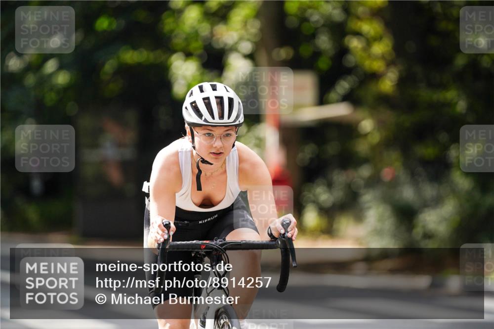 14.09.2025 - Stadtparktriathlon Michael Burmester http://msf.ph/oto/8914257 14.09.2025 12:28:46 Radfahren 1151, 1299 meine-sportfotos.de
