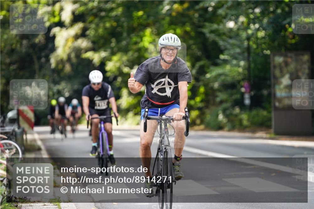 14.09.2025 - Stadtparktriathlon Michael Burmester http://msf.ph/oto/8914271 14.09.2025 12:29:03 Radfahren 1142, 1157, 1219, 1257, 1315, 1319 meine-sportfotos.de