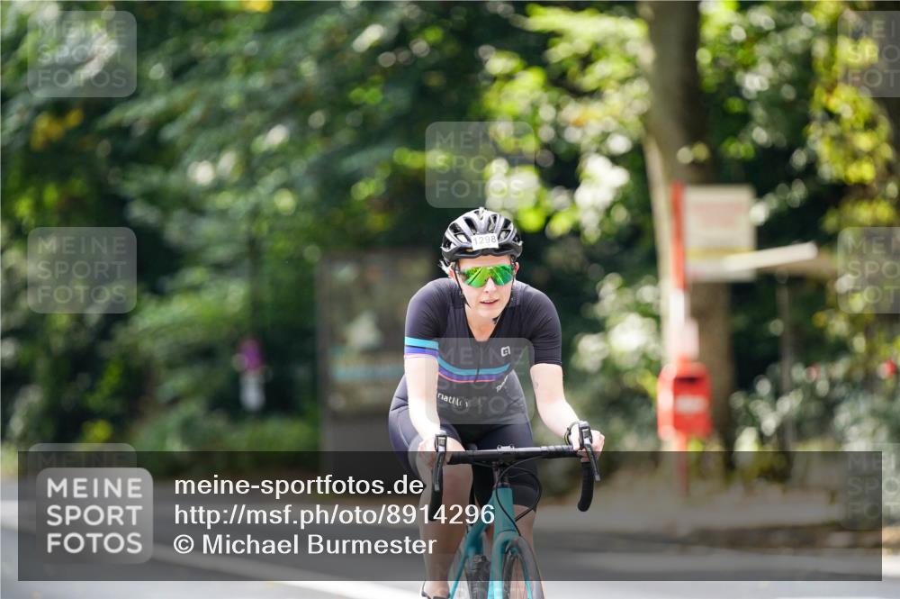 14.09.2025 - Stadtparktriathlon Michael Burmester http://msf.ph/oto/8914296 14.09.2025 12:29:47 Radfahren 1134, 1204, 1258, 1298, 1311 meine-sportfotos.de