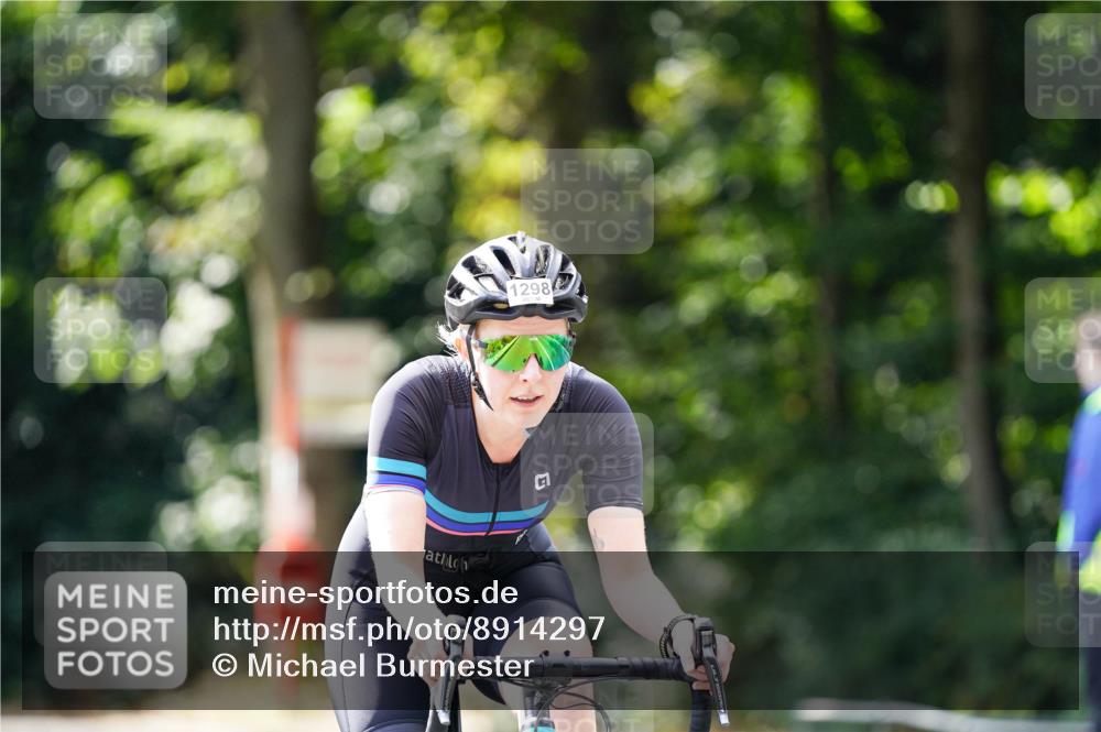14.09.2025 - Stadtparktriathlon Michael Burmester http://msf.ph/oto/8914297 14.09.2025 12:29:48 Radfahren 1134, 1204, 1241, 1258, 1298, 1311 meine-sportfotos.de