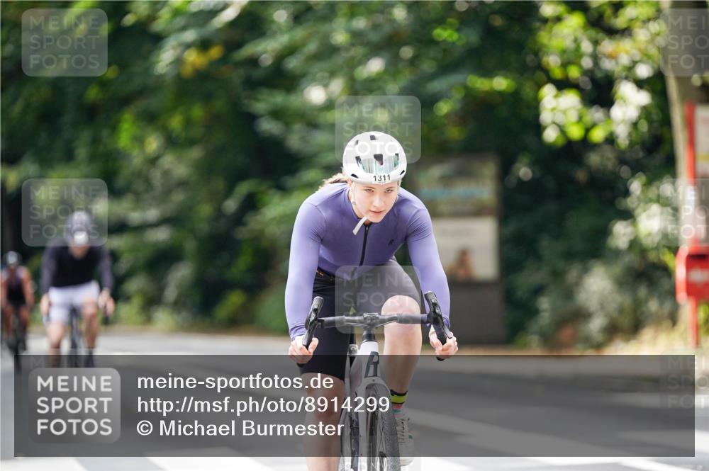 14.09.2025 - Stadtparktriathlon Michael Burmester http://msf.ph/oto/8914299 14.09.2025 12:29:50 Radfahren 1134, 1183, 1204, 1241, 1258, 1298, 1311, 1316 meine-sportfotos.de