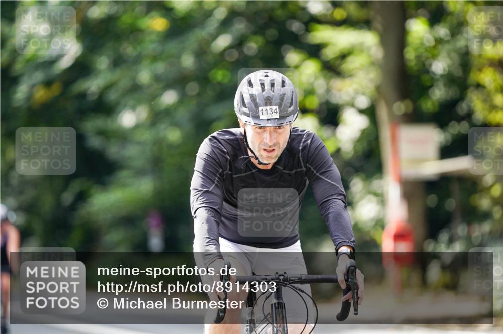 14.09.2025 - Stadtparktriathlon Michael Burmester http://msf.ph/oto/8914303 14.09.2025 12:29:53 Radfahren 1134, 1159, 1183, 1241, 1298, 1311, 1316 meine-sportfotos.de