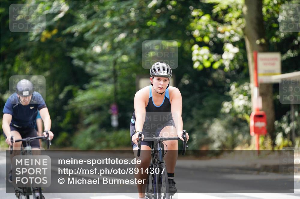 14.09.2025 - Stadtparktriathlon Michael Burmester http://msf.ph/oto/8914307 14.09.2025 12:29:55 Radfahren 1134, 1159, 1183, 1241, 1311, 1316 meine-sportfotos.de