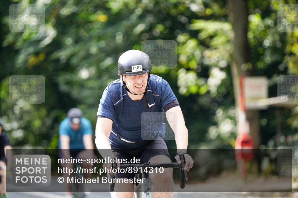14.09.2025 - Stadtparktriathlon Michael Burmester http://msf.ph/oto/8914310 14.09.2025 12:29:56 Radfahren 1134, 1159, 1180, 1183, 1241, 1311, 1316 meine-sportfotos.de