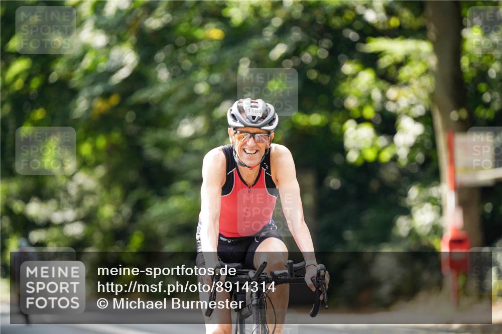 14.09.2025 - Stadtparktriathlon Michael Burmester http://msf.ph/oto/8914314 14.09.2025 12:30:04 Radfahren 1159, 1180, 1192, 1248, 1273, 1308, 1316 meine-sportfotos.de