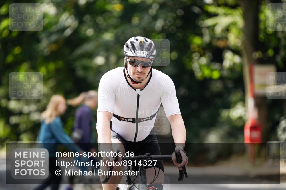 14.09.2025 - Stadtparktriathlon Michael Burmester http://msf.ph/oto/8914327 14.09.2025 12:30:25 Radfahren 1145, 1184, 1290 meine-sportfotos.de