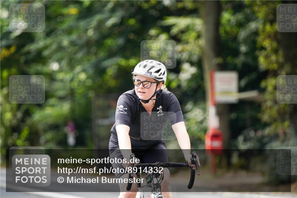 14.09.2025 - Stadtparktriathlon Michael Burmester http://msf.ph/oto/8914332 14.09.2025 12:30:35 Radfahren 1199, 1290, 1312 meine-sportfotos.de