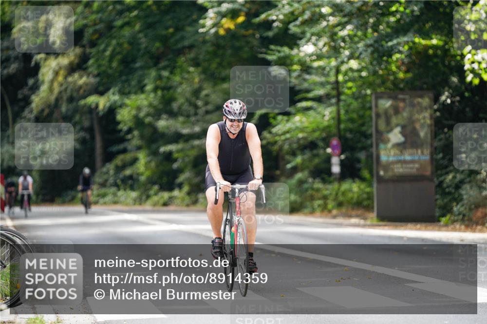 14.09.2025 - Stadtparktriathlon Michael Burmester http://msf.ph/oto/8914359 14.09.2025 12:31:08 Radfahren 1214, 1277 meine-sportfotos.de