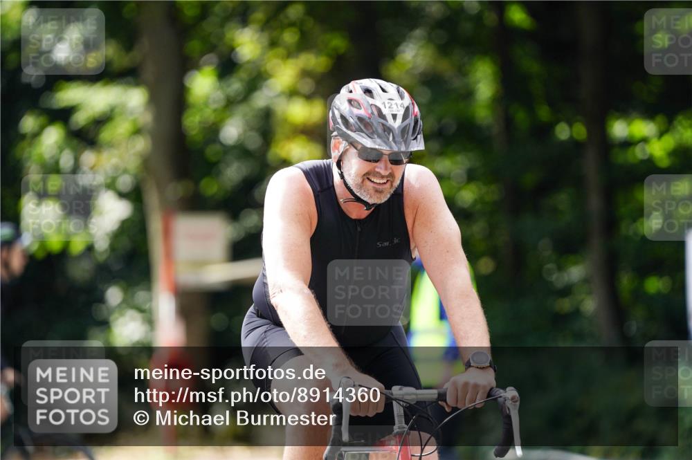 14.09.2025 - Stadtparktriathlon Michael Burmester http://msf.ph/oto/8914360 14.09.2025 12:31:10 Radfahren 1214, 1277 meine-sportfotos.de