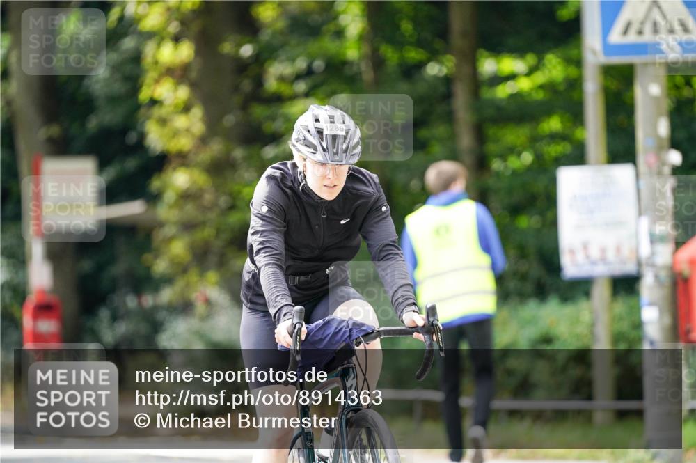 14.09.2025 - Stadtparktriathlon Michael Burmester http://msf.ph/oto/8914363 14.09.2025 12:31:20 Radfahren 1254, 1289, 1294 meine-sportfotos.de
