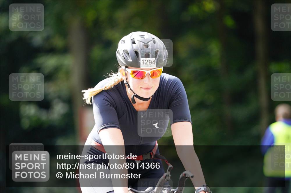 14.09.2025 - Stadtparktriathlon Michael Burmester http://msf.ph/oto/8914366 14.09.2025 12:31:22 Radfahren 1254, 1289, 1294 meine-sportfotos.de