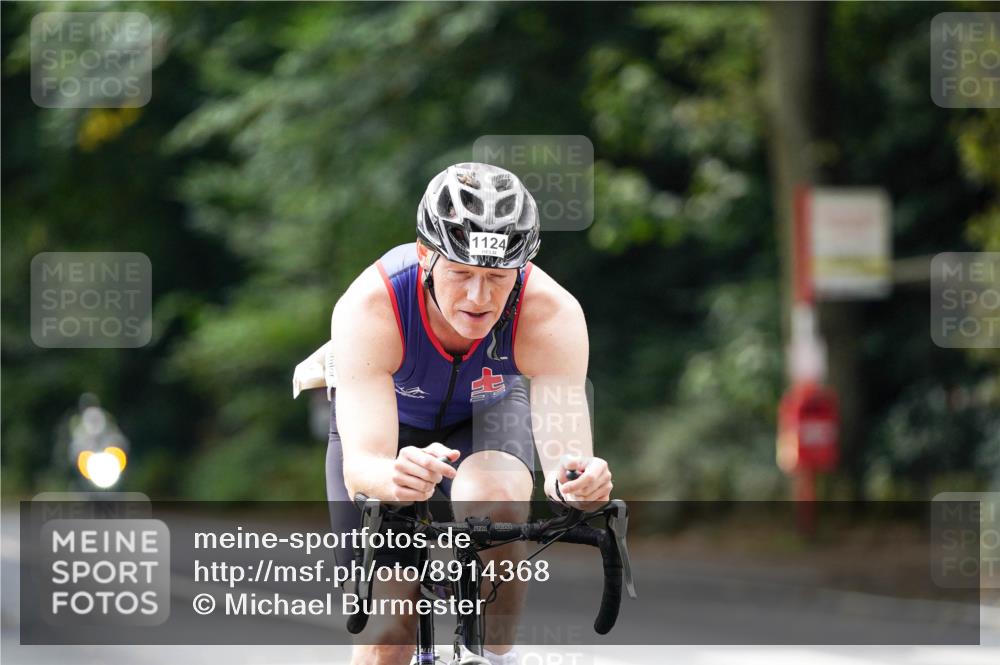 14.09.2025 - Stadtparktriathlon Michael Burmester http://msf.ph/oto/8914368 14.09.2025 12:31:31 Radfahren 1124 meine-sportfotos.de
