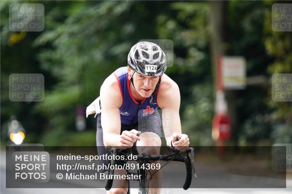 14.09.2025 - Stadtparktriathlon Michael Burmester http://msf.ph/oto/8914369 14.09.2025 12:31:31 Radfahren 1124 meine-sportfotos.de