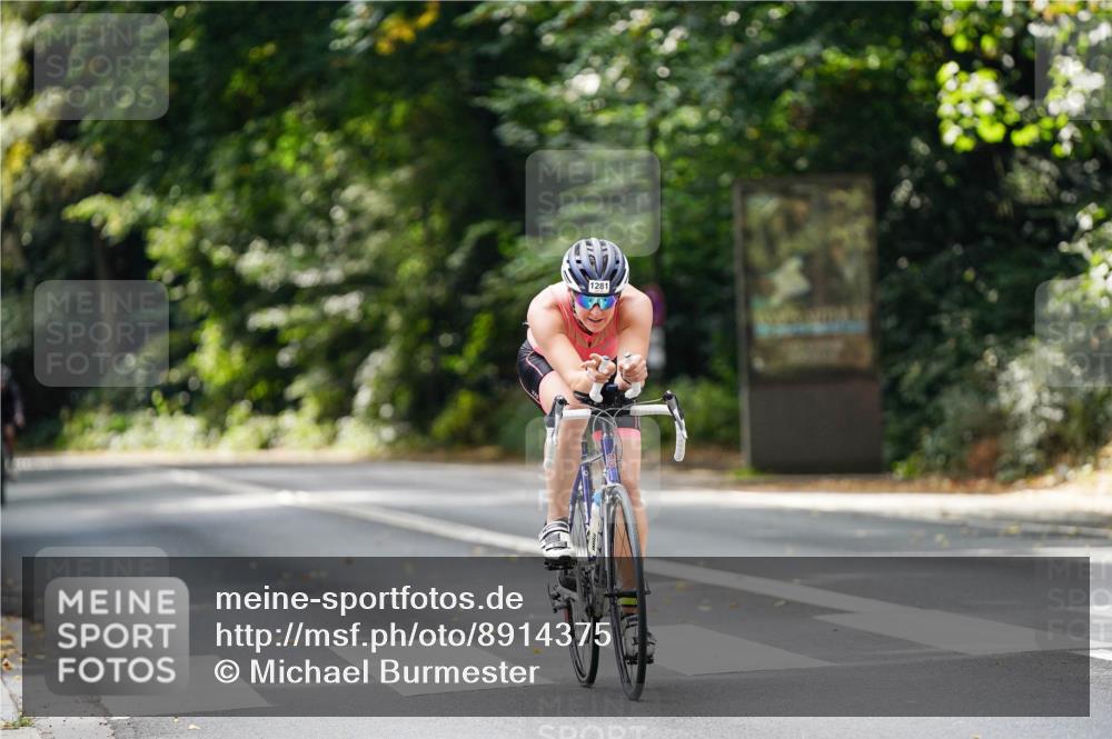 14.09.2025 - Stadtparktriathlon Michael Burmester http://msf.ph/oto/8914375 14.09.2025 12:31:41 Radfahren 1279, 1281 meine-sportfotos.de
