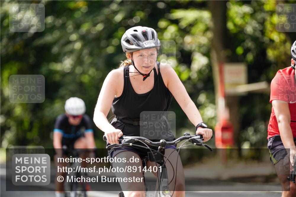 14.09.2025 - Stadtparktriathlon Michael Burmester http://msf.ph/oto/8914401 14.09.2025 12:32:27 Radfahren 1153, 1158, 1236, 1239, 1261, 1272, 1285 meine-sportfotos.de