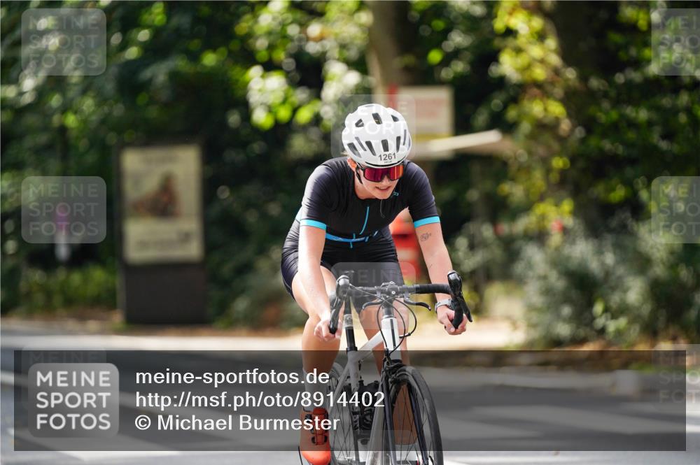 14.09.2025 - Stadtparktriathlon Michael Burmester http://msf.ph/oto/8914402 14.09.2025 12:32:28 Radfahren 1153, 1158, 1236, 1239, 1261, 1272, 1285 meine-sportfotos.de
