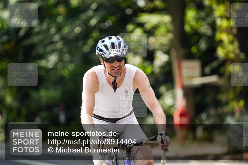 14.09.2025 - Stadtparktriathlon Michael Burmester http://msf.ph/oto/8914404 14.09.2025 12:32:29 Radfahren 1153, 1158, 1236, 1239, 1261, 1272, 1285 meine-sportfotos.de