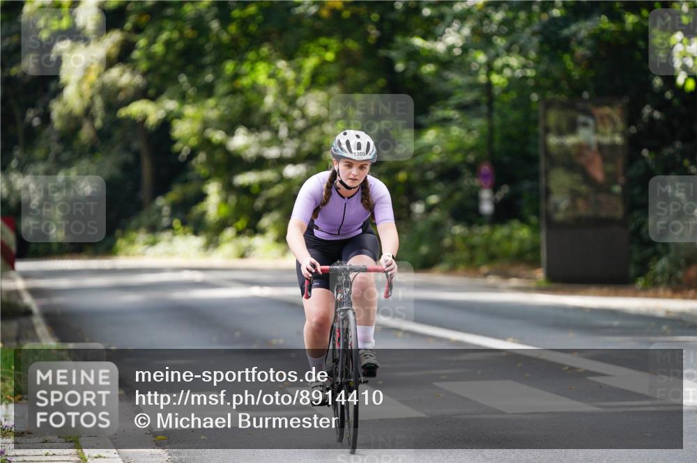 14.09.2025 - Stadtparktriathlon Michael Burmester http://msf.ph/oto/8914410 14.09.2025 12:32:39 Radfahren 1236, 1309 meine-sportfotos.de