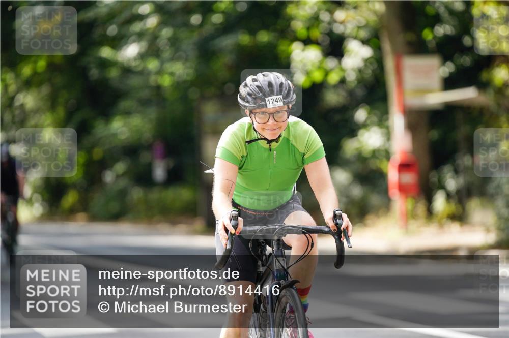 14.09.2025 - Stadtparktriathlon Michael Burmester http://msf.ph/oto/8914416 14.09.2025 12:32:52 Radfahren 1163, 1210, 1249, 1274, 1306 meine-sportfotos.de