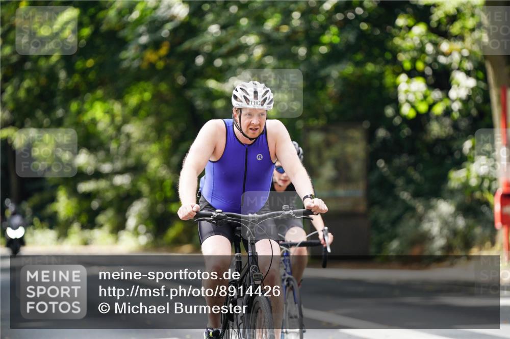 14.09.2025 - Stadtparktriathlon Michael Burmester http://msf.ph/oto/8914426 14.09.2025 12:33:03 Radfahren 1193, 1202, 1224, 1274, 1310 meine-sportfotos.de
