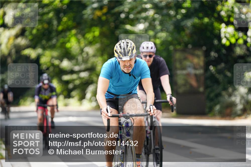 14.09.2025 - Stadtparktriathlon Michael Burmester http://msf.ph/oto/8914432 14.09.2025 12:33:12 Radfahren 1148, 1150, 1156, 1224, 1245, 1247, 1255, 1287 meine-sportfotos.de