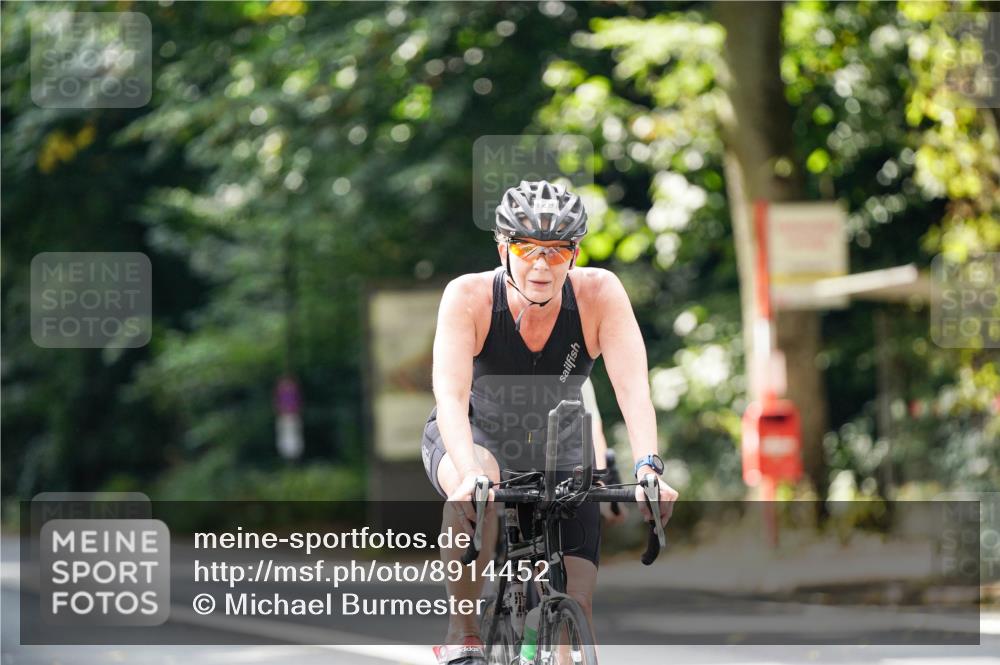 14.09.2025 - Stadtparktriathlon Michael Burmester http://msf.ph/oto/8914452 14.09.2025 12:33:54 Radfahren 1208, 1246, 1260, 1276, 1297, 1304 meine-sportfotos.de