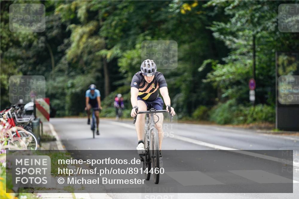 14.09.2025 - Stadtparktriathlon Michael Burmester http://msf.ph/oto/8914460 14.09.2025 12:34:14 Radfahren 1149, 1167, 1419 meine-sportfotos.de
