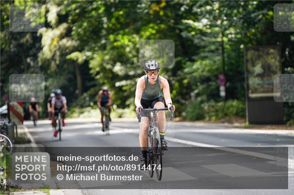14.09.2025 - Stadtparktriathlon Michael Burmester http://msf.ph/oto/8914474 14.09.2025 12:34:43 Radfahren 1126, 1250, 1307, 1314, 1383, 1390 meine-sportfotos.de