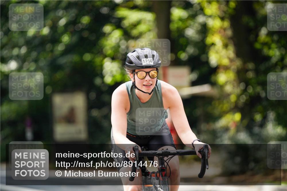 14.09.2025 - Stadtparktriathlon Michael Burmester http://msf.ph/oto/8914476 14.09.2025 12:34:44 Radfahren 1126, 1250, 1307, 1314, 1383, 1390 meine-sportfotos.de